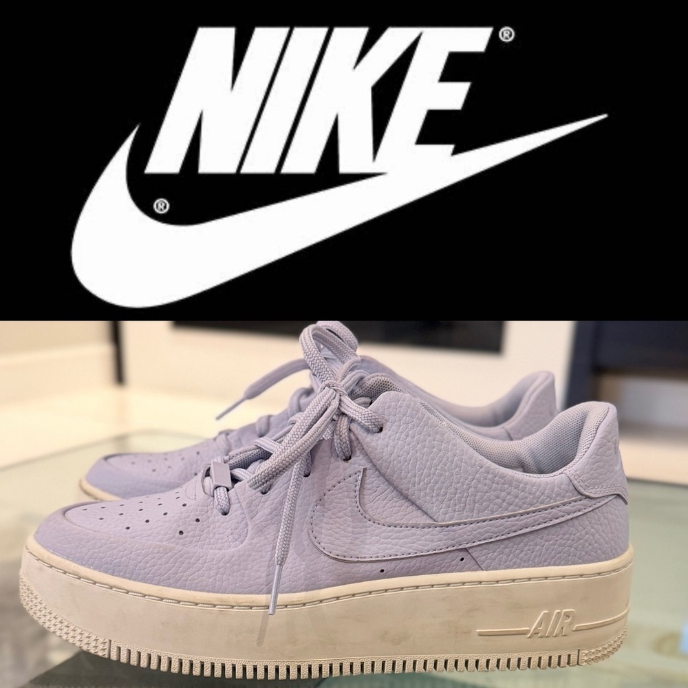SZ 9 LIGHT PURPLE Nike AIR FORCE 1’s